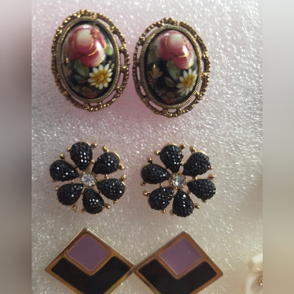 Vintage & Modern Post Back Earrings Bundle Lot of 10 Sets - Picture 3 of 7